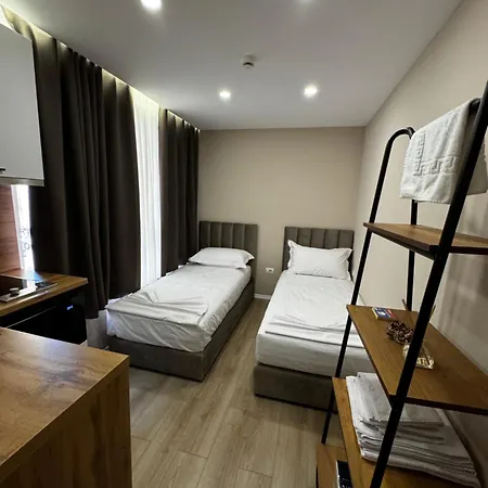 Aparthotel Rora *