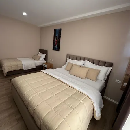 Rora Aparthotel Yzberish