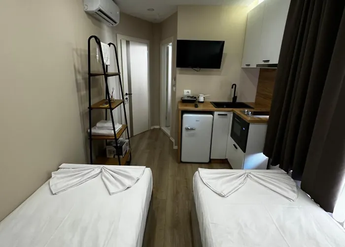 Rora 公寓式酒店 Yzberishti