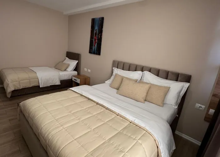 Rora 公寓式酒店 Yzberishti